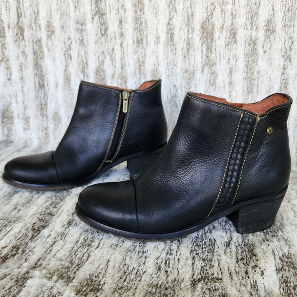 Pikolinos "Andorra" Black Leather Ankle Boots | Women's Size 37 EU, 6.5 - 7 US - Picture 1 of 11